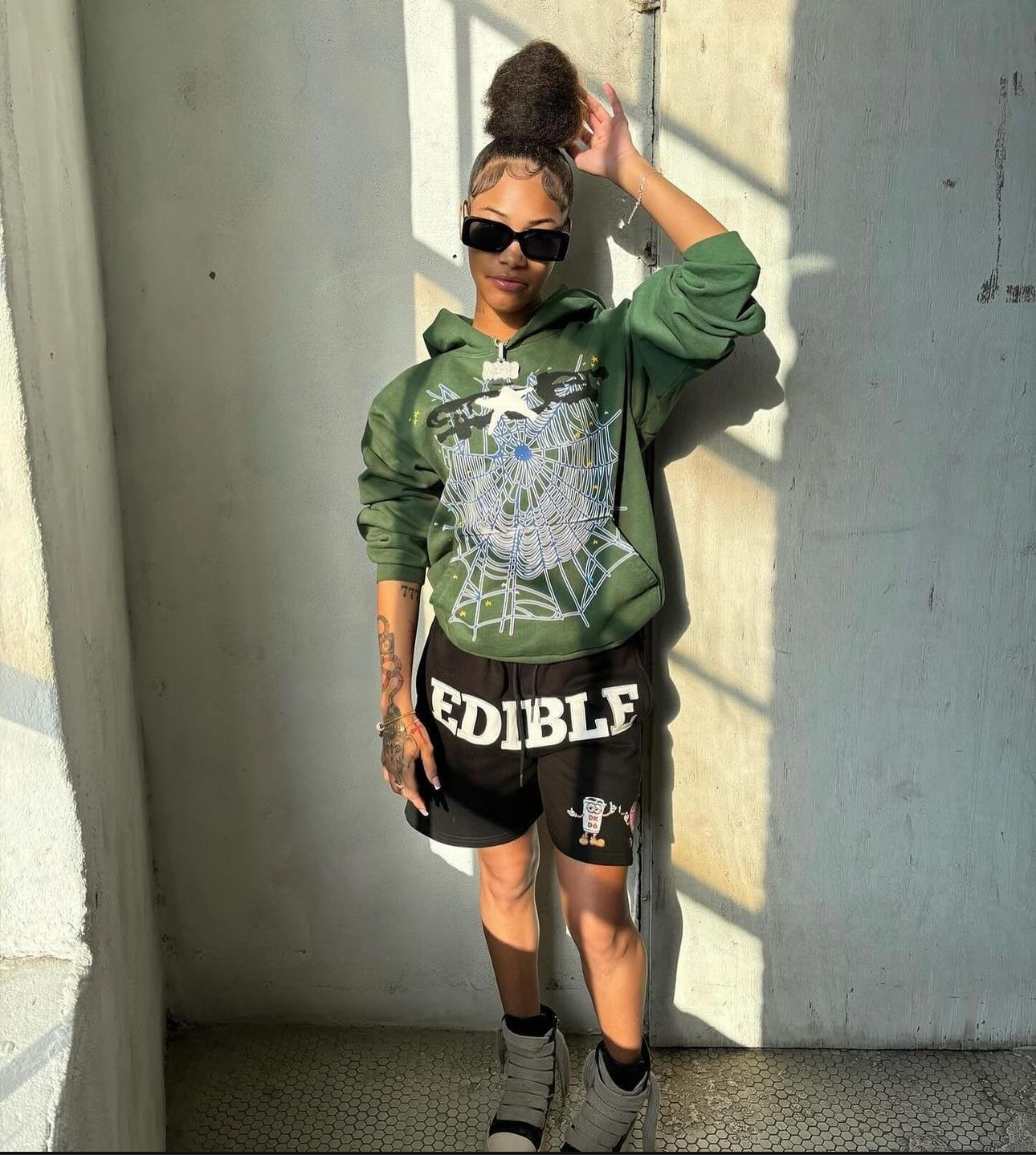 Edible Black