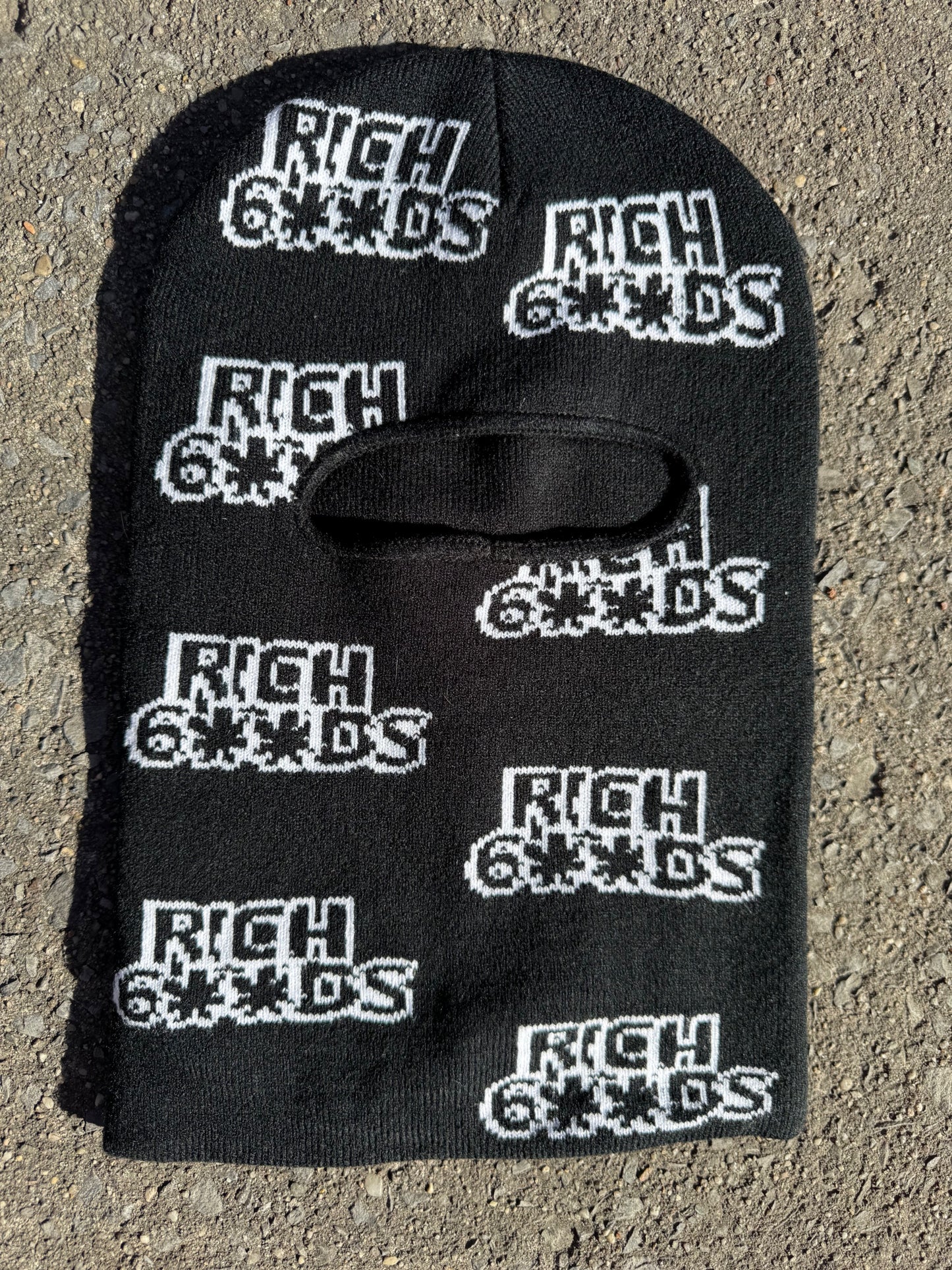 R$CH 6oods ski masks