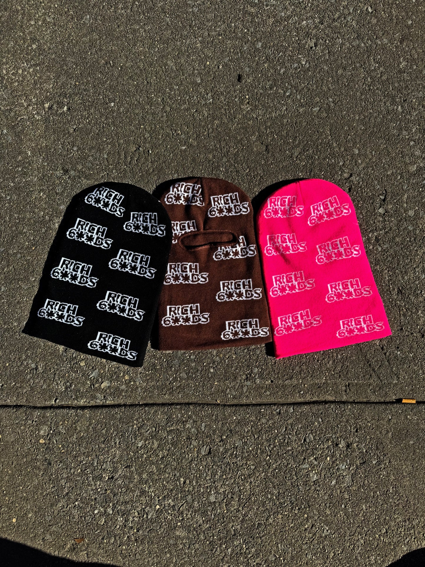 R$CH 6oods ski masks